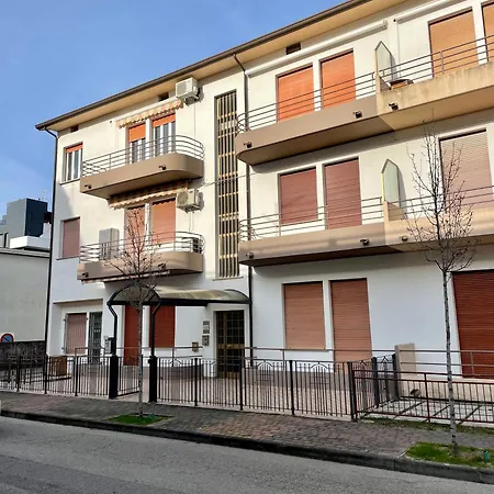 Tommy 2 لينانو سابيادورو